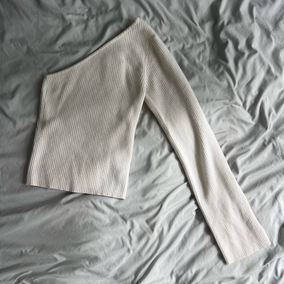 Reformation Santo Cashmere One Shoulder Sweater - Picture 7 of 14